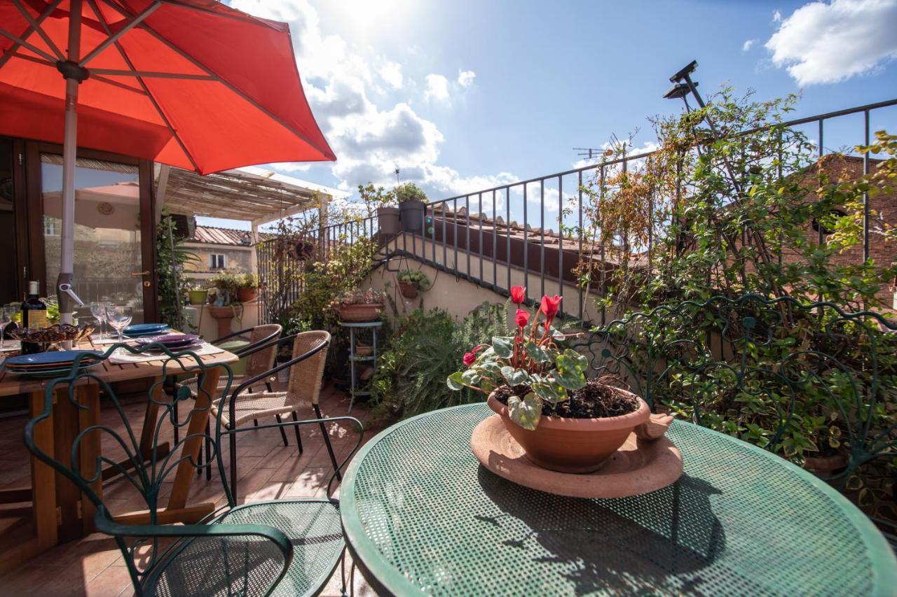 Residenza Al Pavone Luxury With Terrace Apartment Lucca Luaran gambar