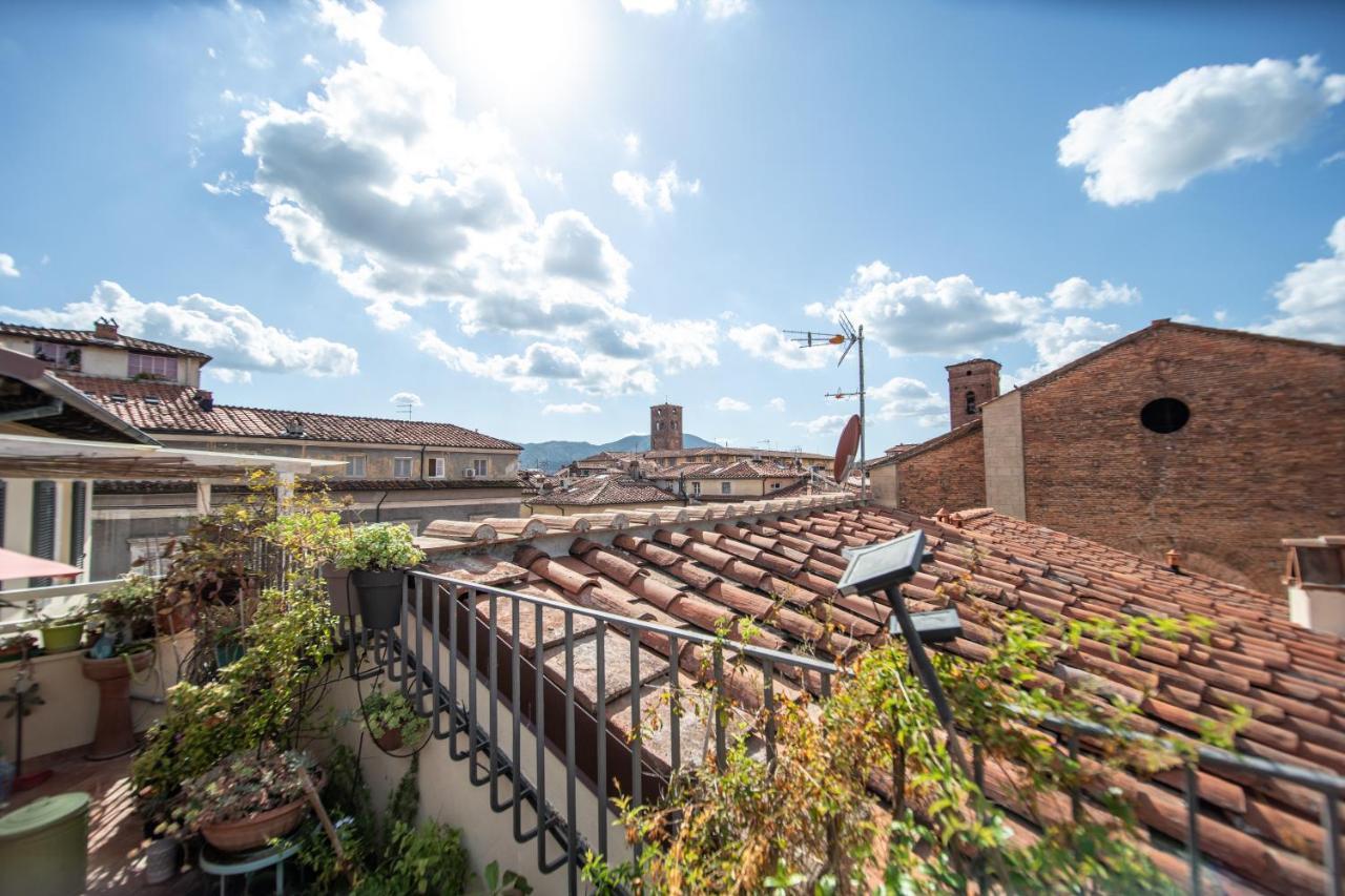Residenza Al Pavone Luxury With Terrace Apartment Lucca Luaran gambar
