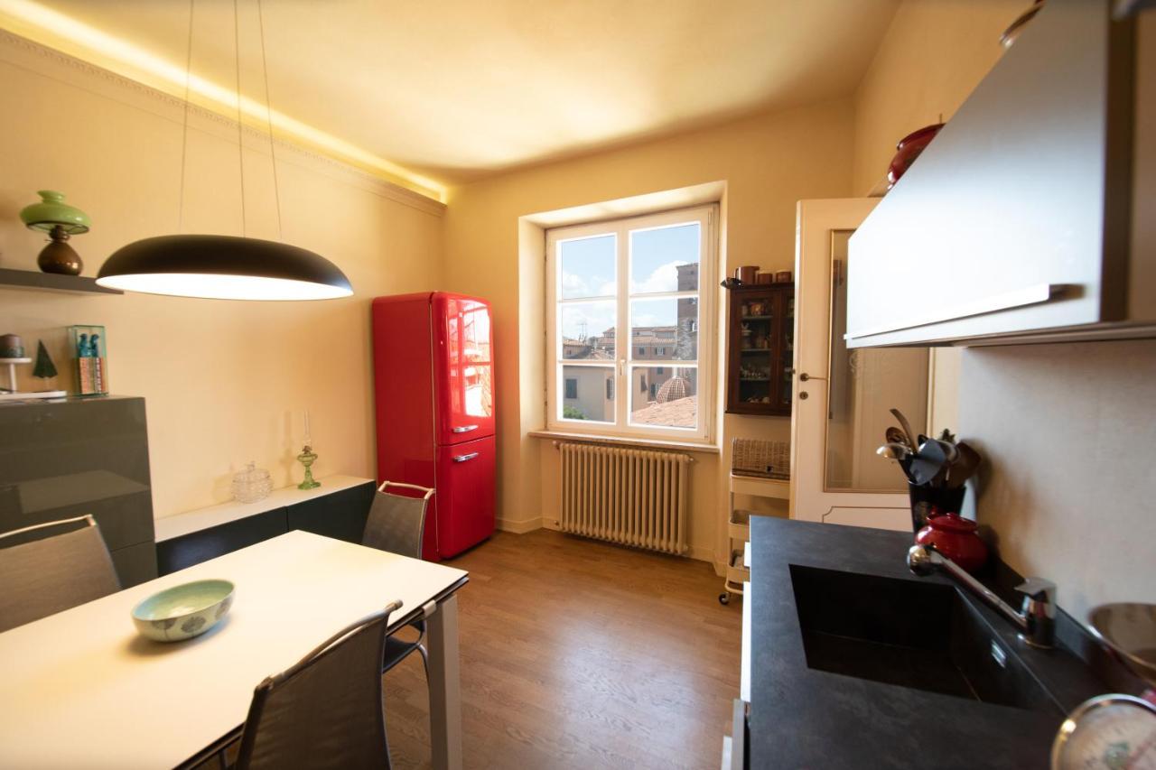 Residenza Al Pavone Luxury With Terrace Apartment Lucca Luaran gambar