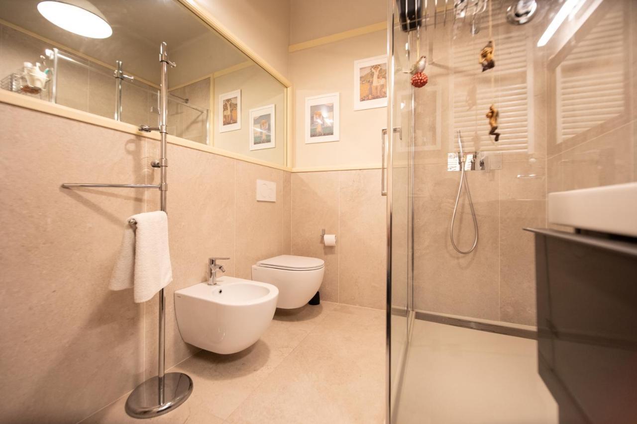 Residenza Al Pavone Luxury With Terrace Apartment Lucca Luaran gambar