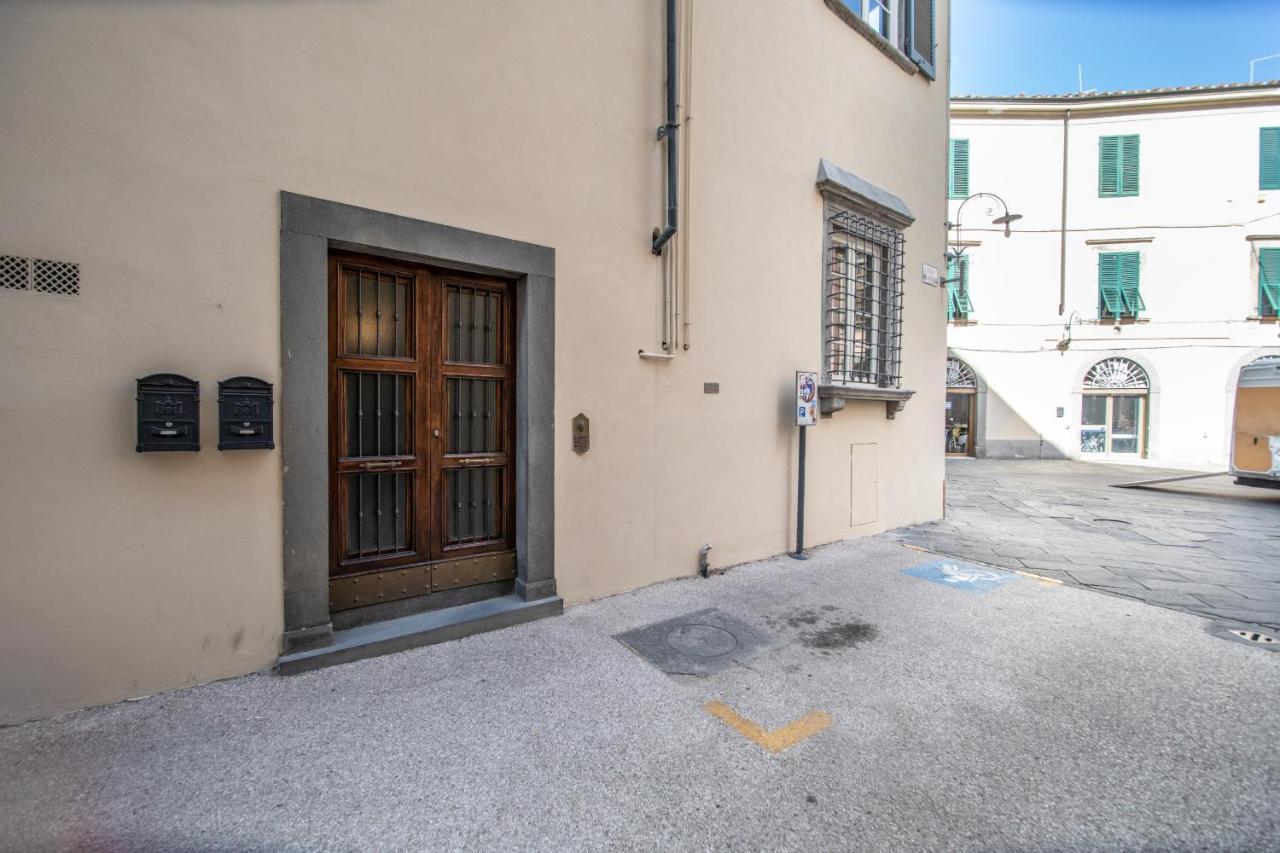 Residenza Al Pavone Luxury With Terrace Apartment Lucca Luaran gambar