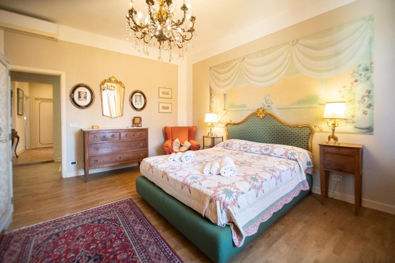 Residenza Al Pavone Luxury With Terrace Apartment Lucca Luaran gambar